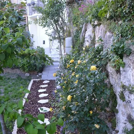 Au Pas Du Chateau Vakantiehuis *