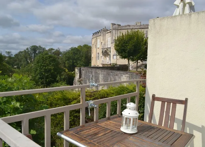 Ferienhaus Au Pas Du Chateau