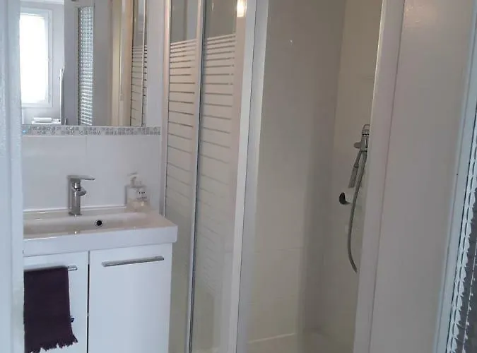 Au Pas Du Chateau Ferienhaus Jonzac